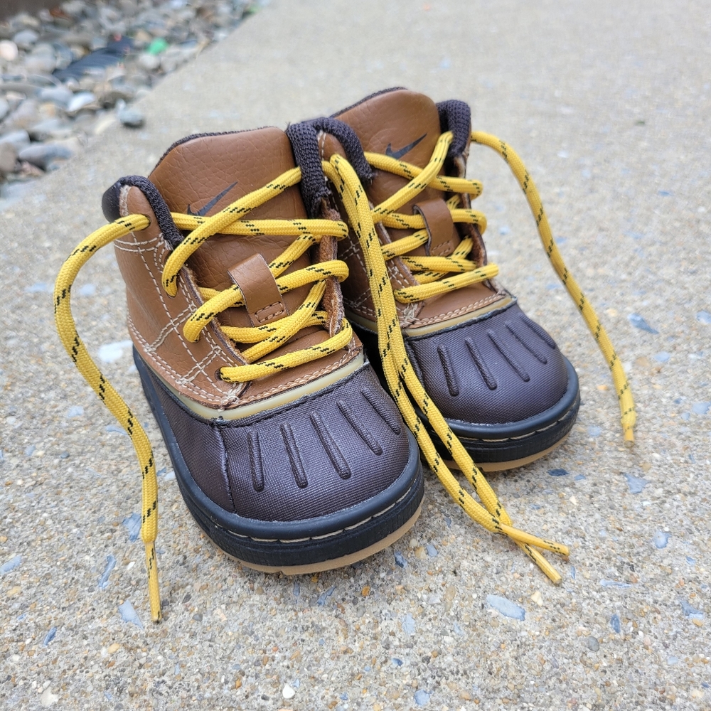 Baby Nike ACG